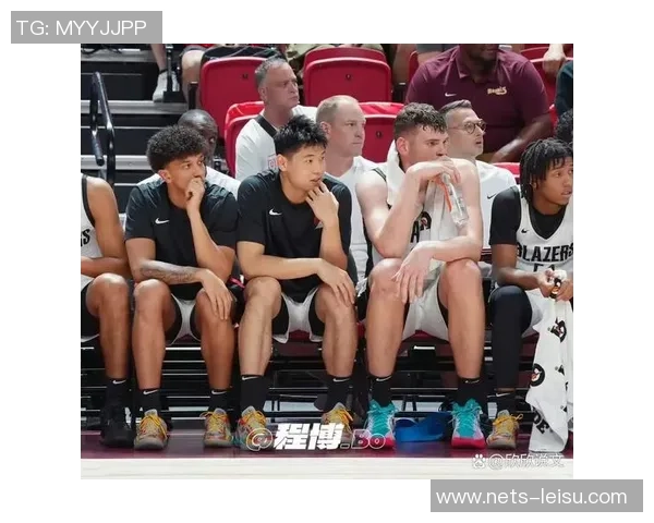 2015年NBA季后赛开拓者与马刺的激烈对决回顾与分析